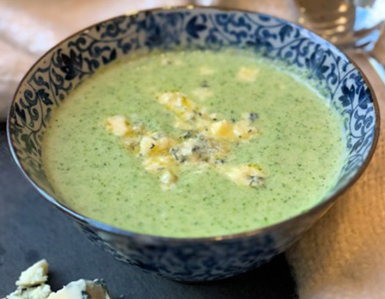 Broccoli and Blue Cheese Soup with Stichelton