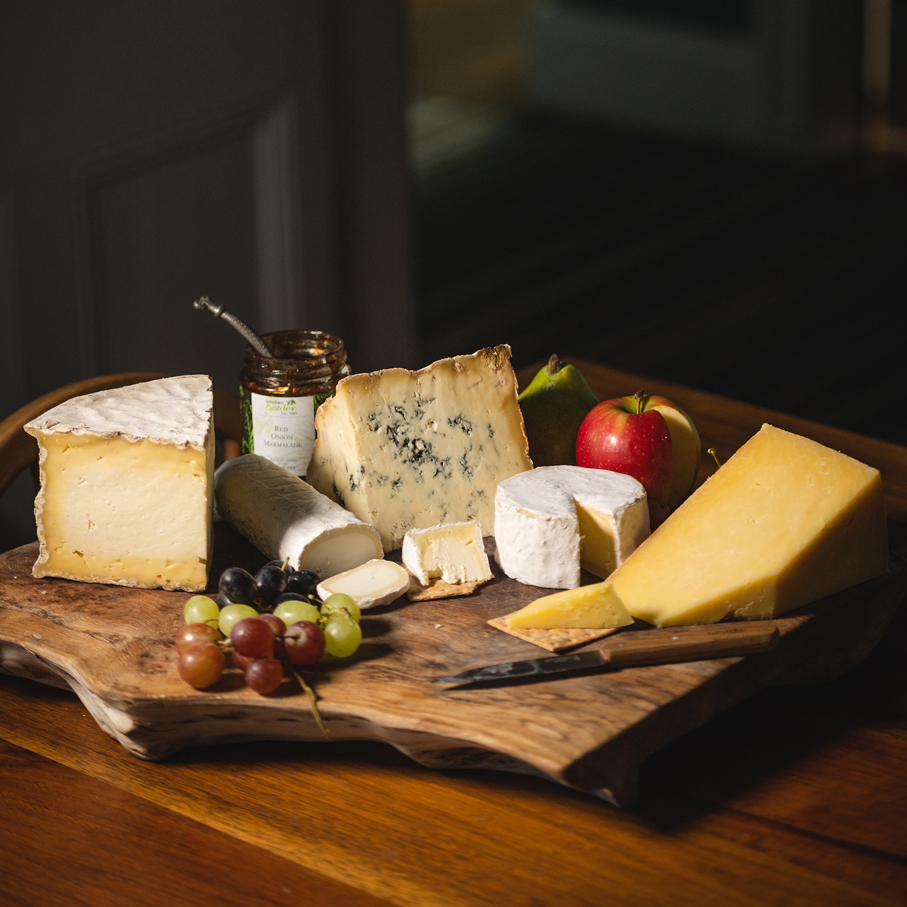British cheese hampers to buy direct from the makers